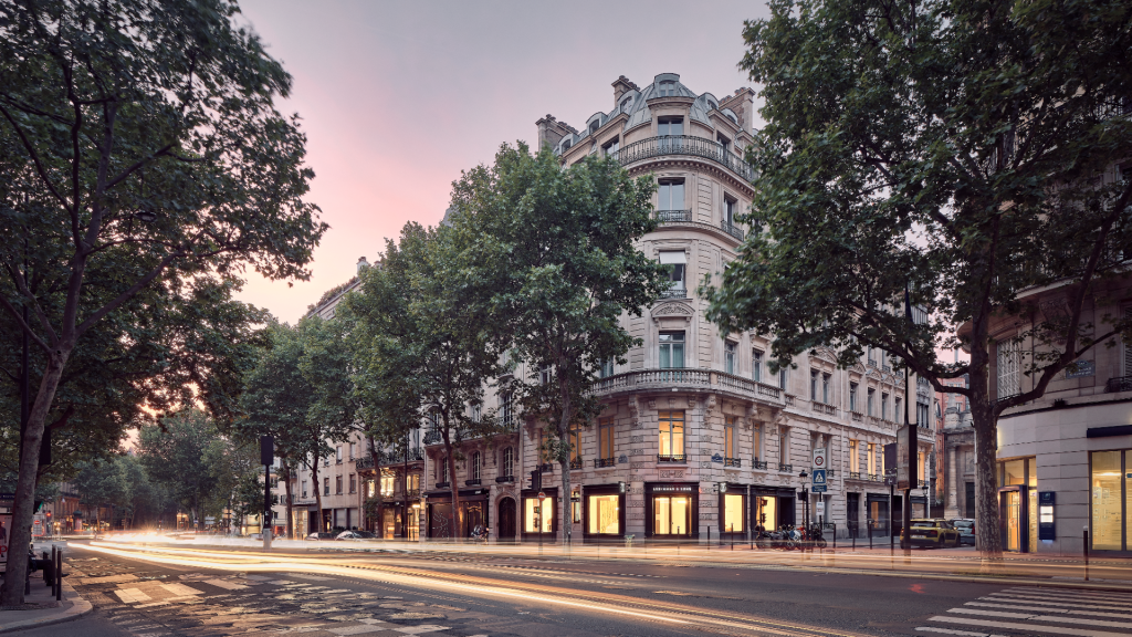 Steinway & Sons showroom, Paris